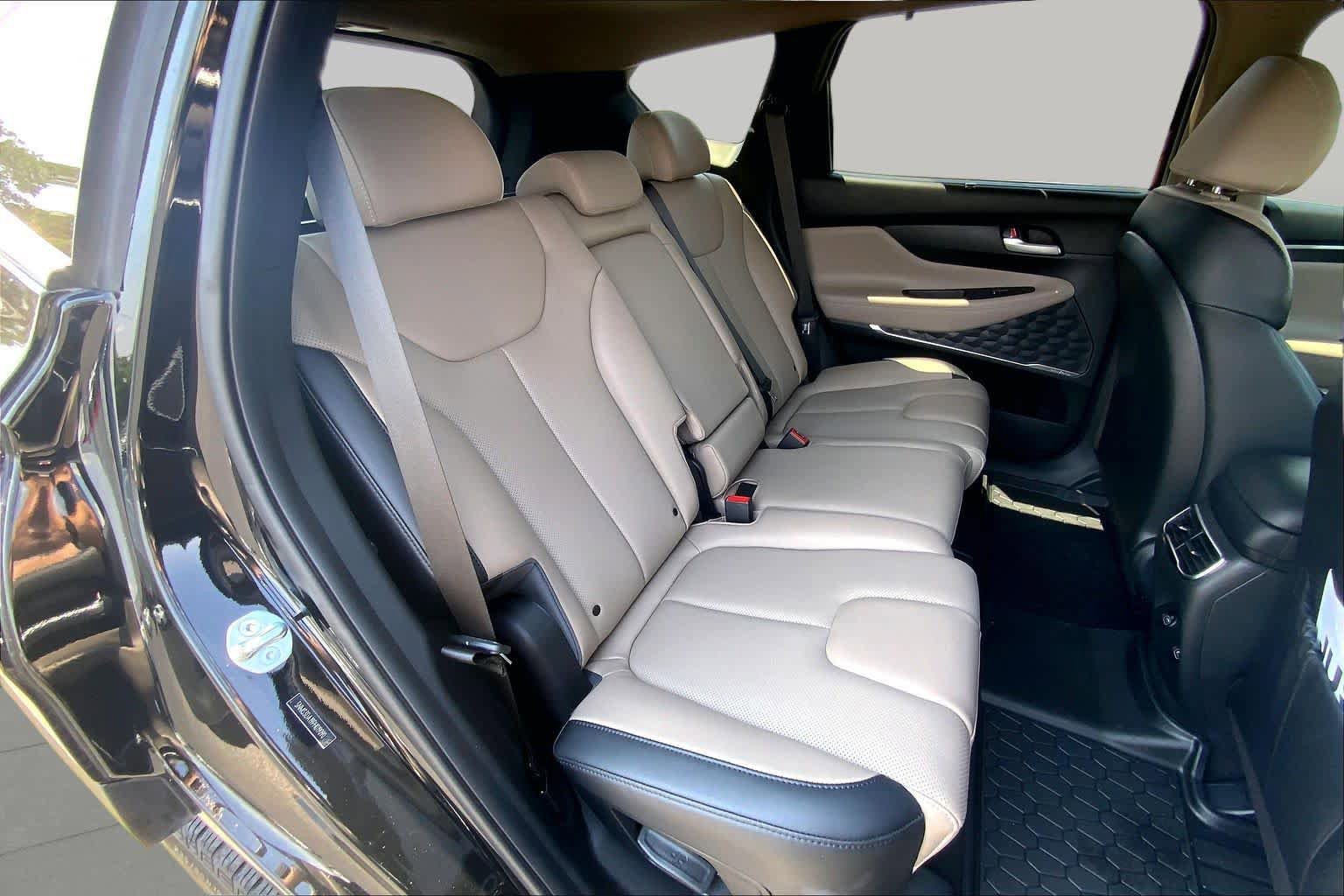 Used 2023 Hyundai Santa Fe SEL Premium AWD/4WD image 20