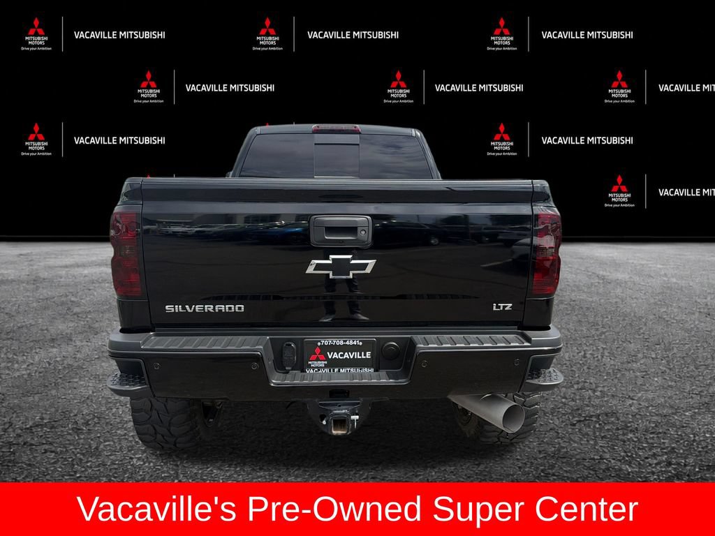 Used 2019 Chevrolet Silverado 2500 LTZ w/ Duramax Plus Package AWD/4WD image 4