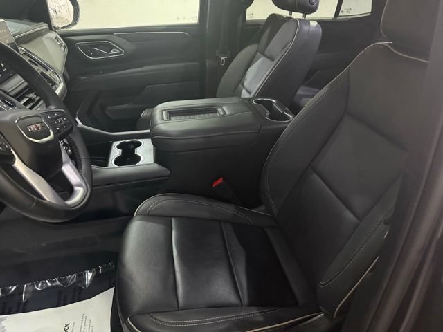 Used 2023 GMC Yukon SLT w/ SLT Luxury Package AWD/4WD image 23