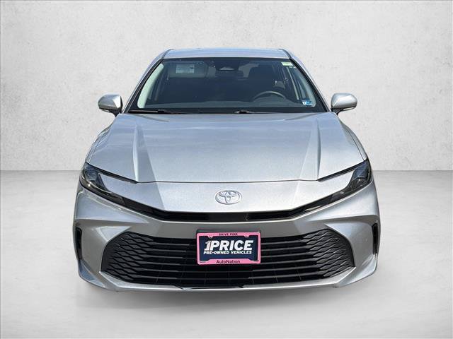 Used 2025 Toyota Camry LE FWD video 2