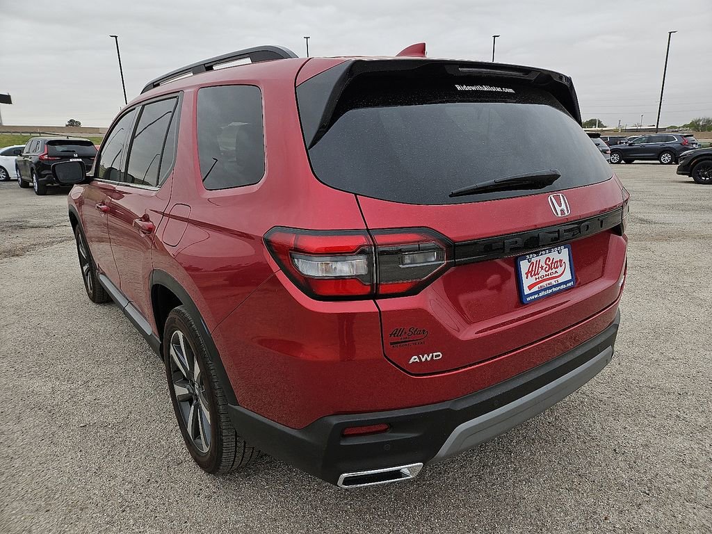 Used 2025 Honda Pilot Elite image 5