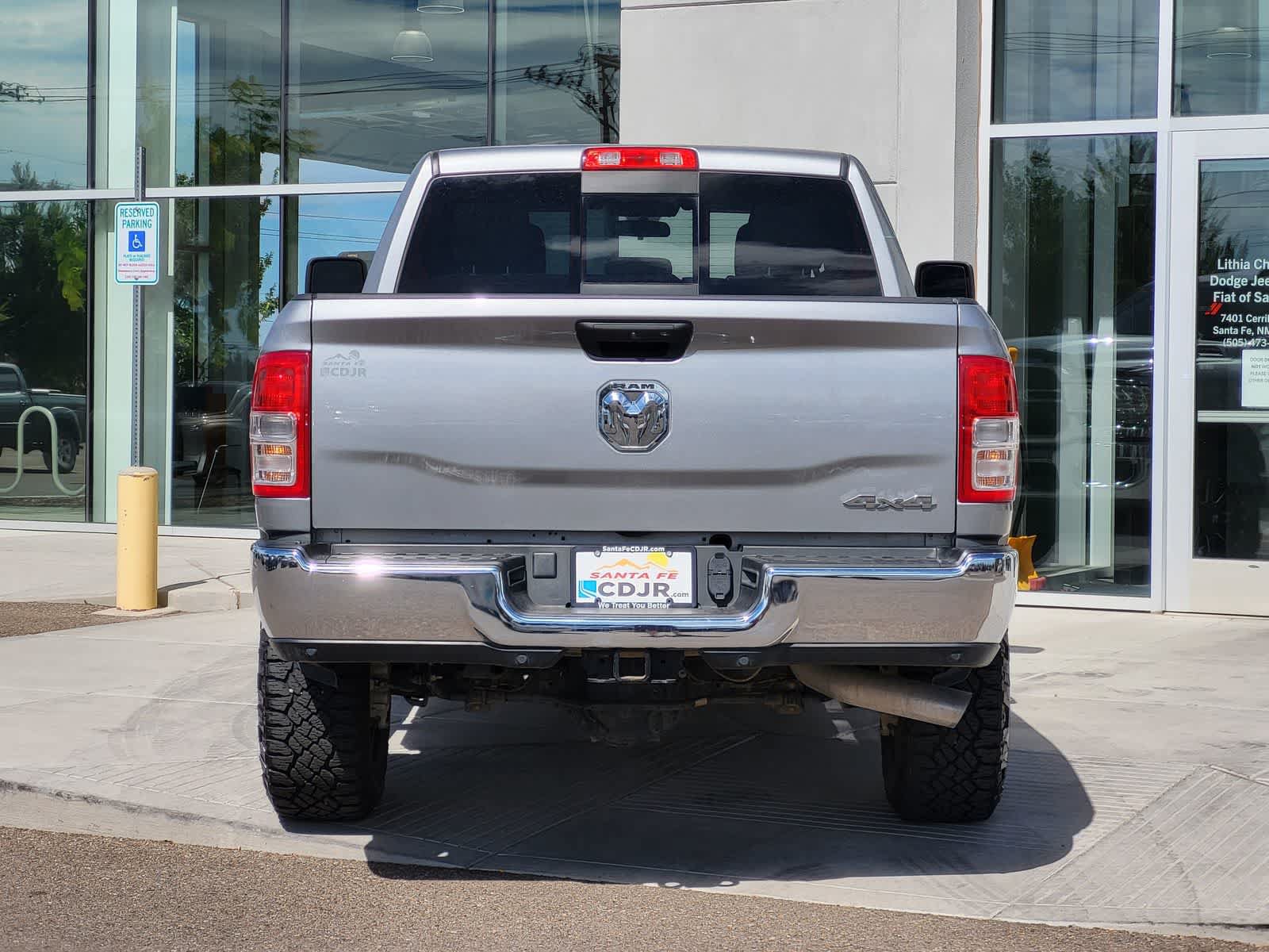 Used 2024 RAM 2500 Tradesman w/ Chrome Appearance Group AWD/4WD image 6