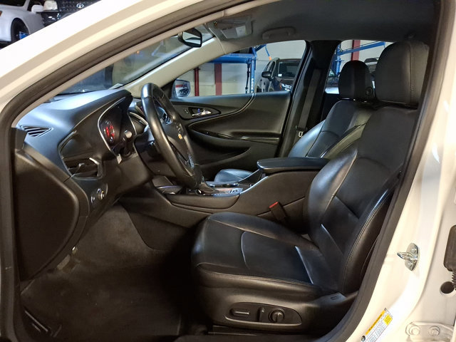 Used 2024 Chevrolet Malibu LT FWD image 14