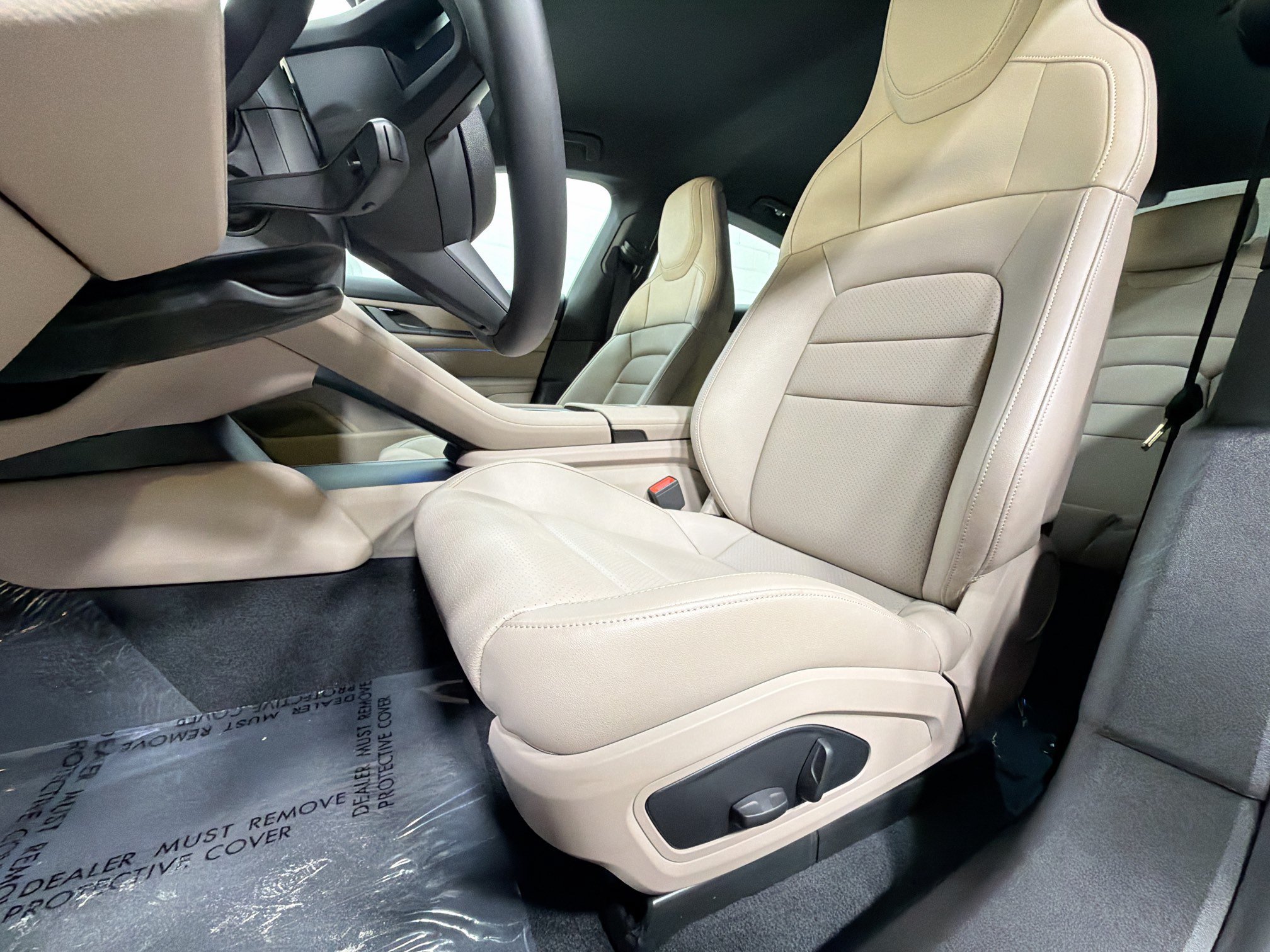 Certified 2025 Porsche Taycan RWD image 5