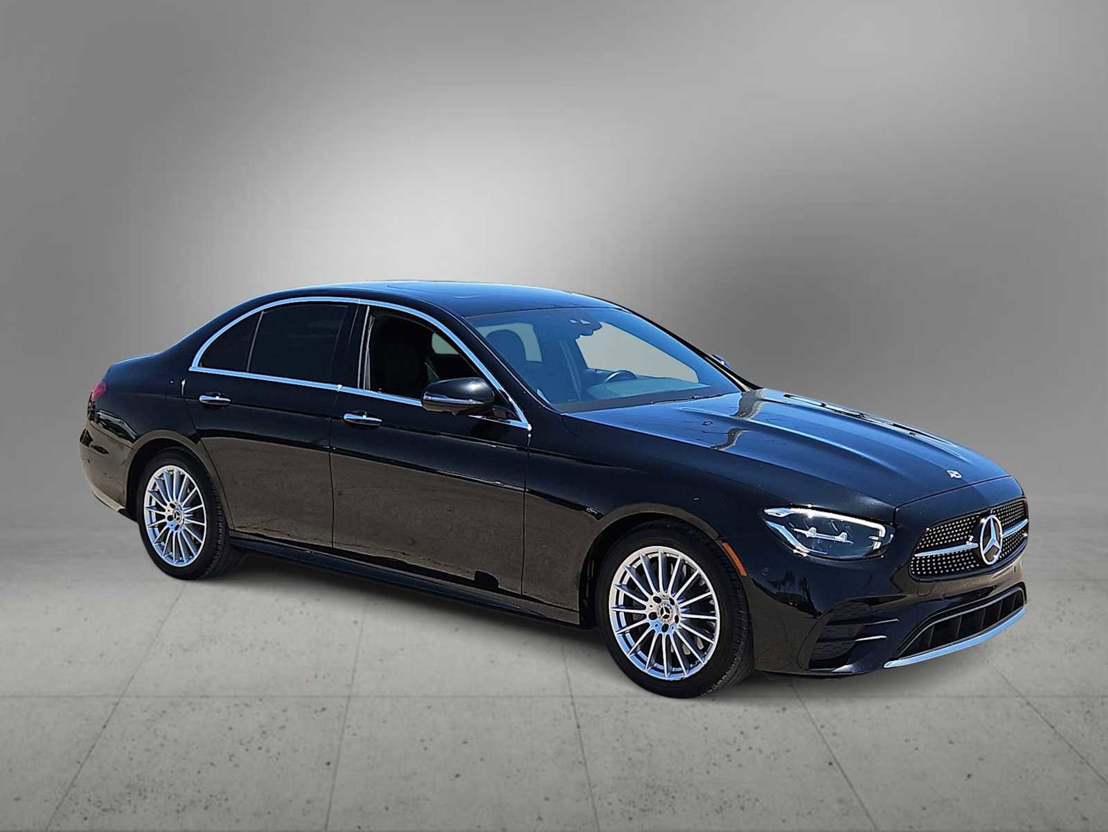 Used 2021 Mercedes-Benz E 350 Sedan image 2