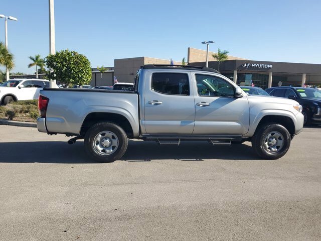 Used 2023 Toyota Tacoma SR image 4