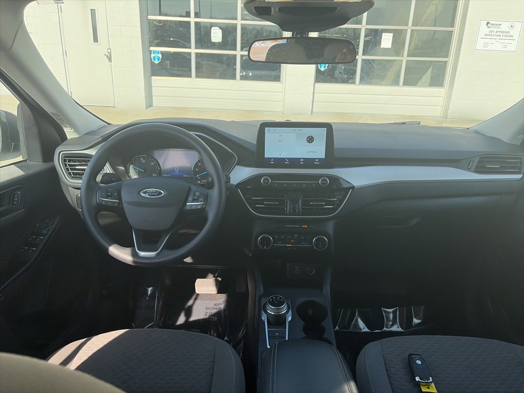 Used 2022 Ford Escape SE image 19