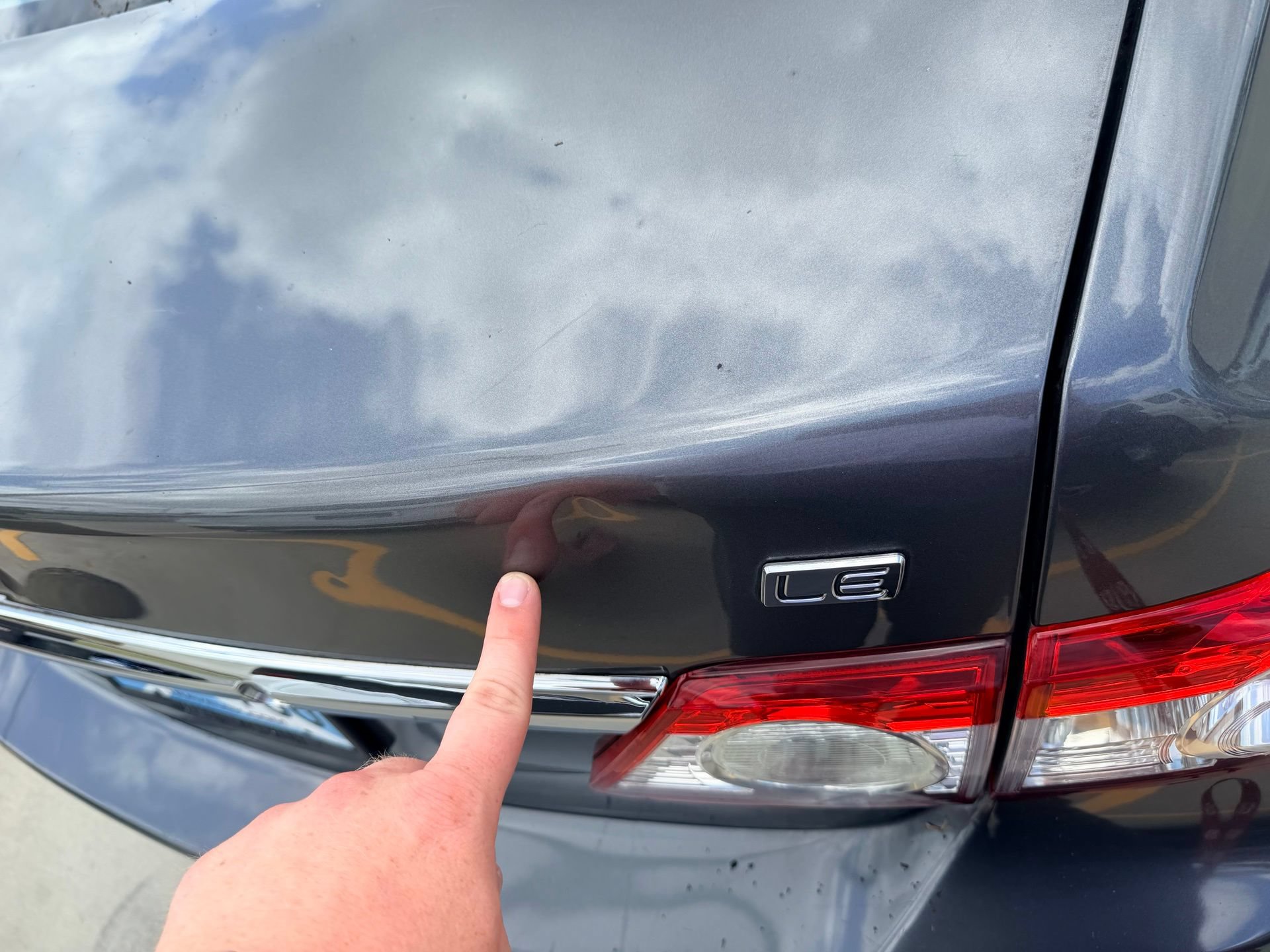Used 2013 Toyota Corolla LE w/ Premium Pkg FWD image 14