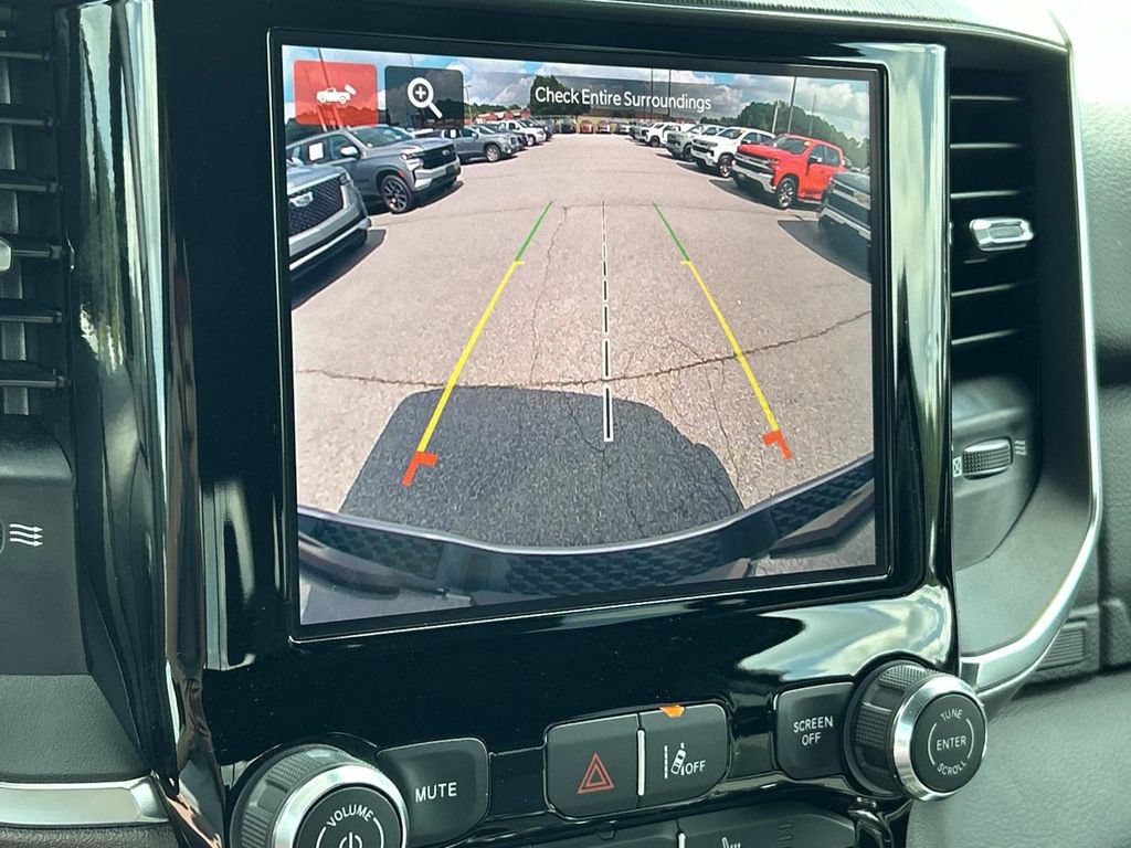 Used 2025 RAM 1500 Big Horn AWD/4WD image 17