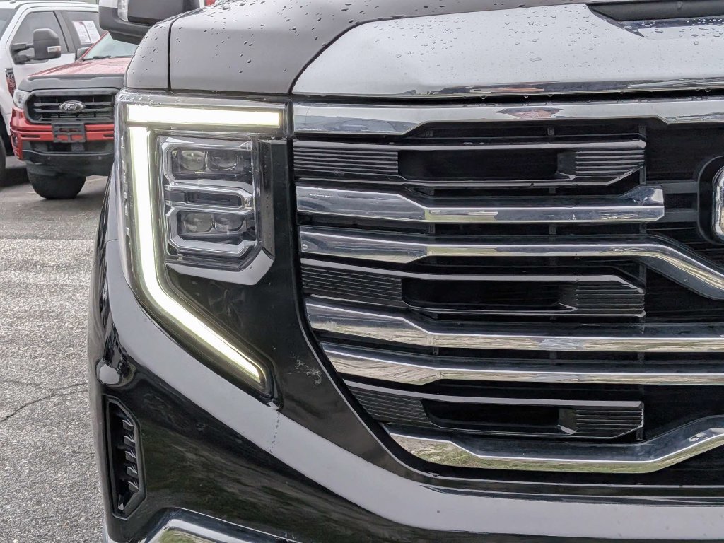 Used 2025 GMC Sierra 1500 SLT RWD image 9
