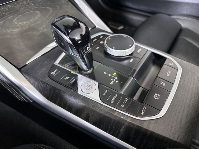 Used 2022 BMW 430i xDrive Convertible w/ M Sport Package image 16