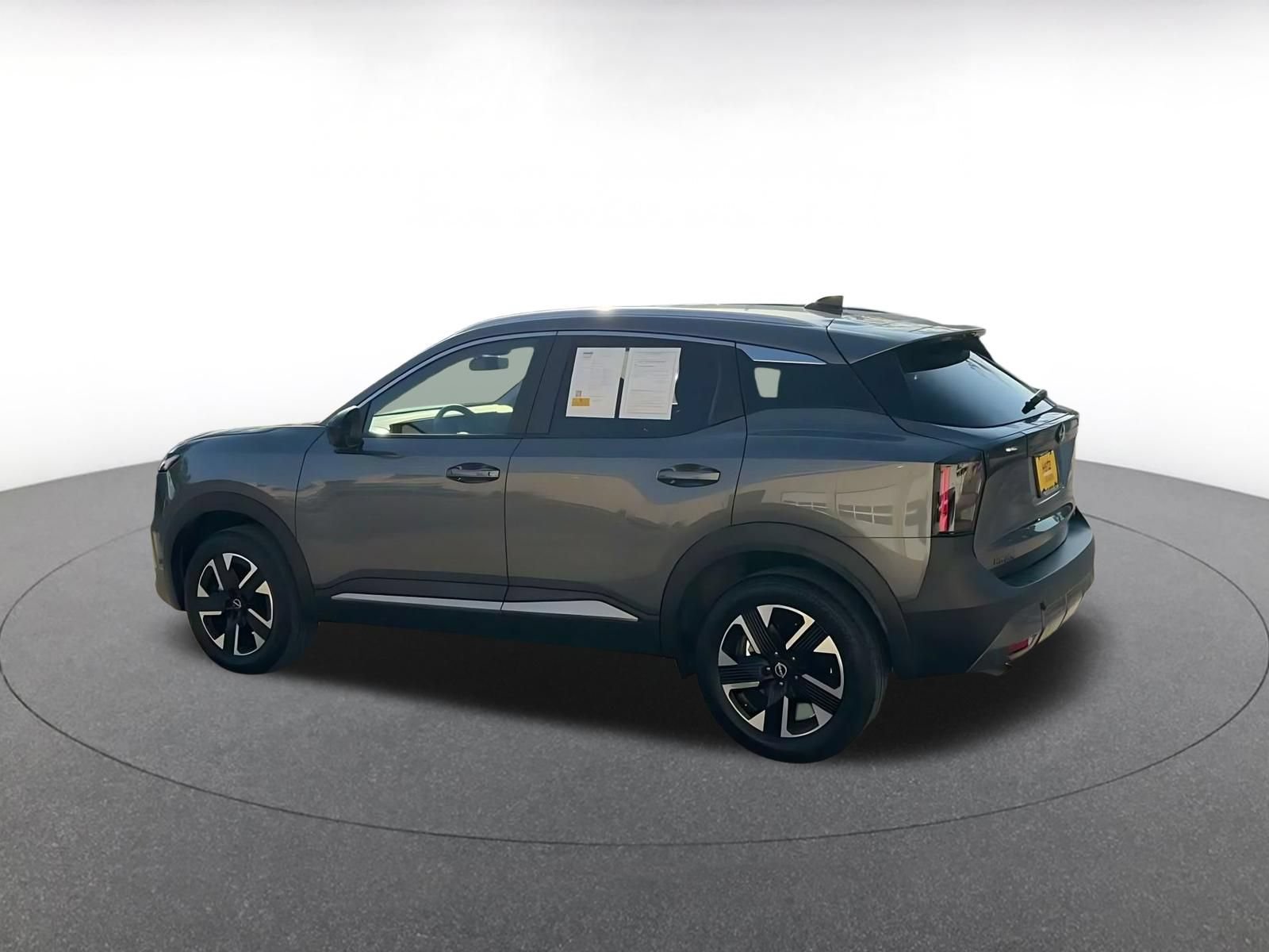 Used 2026 Nissan Kicks SV w/ Cold Weather Package AWD/4WD image 10