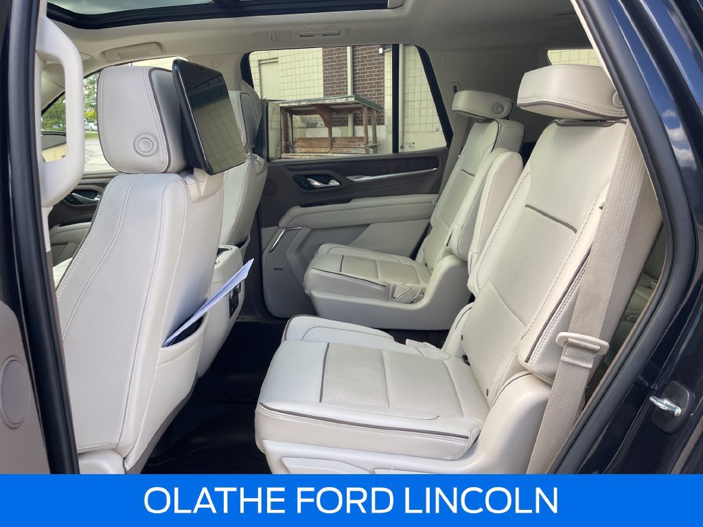 Used 2023 GMC Yukon Denali w/ Max Trailering Package AWD/4WD image 18