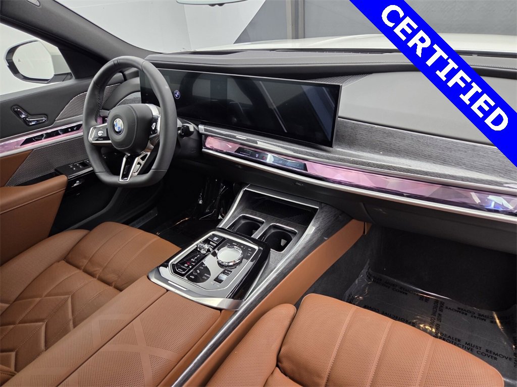 Certified 2025 BMW 760i xDrive image 22