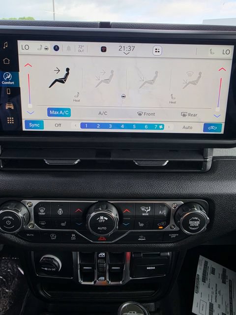 New 2026 Jeep Gladiator Sport AWD/4WD image 17
