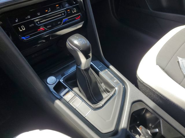 New 2026 Volkswagen Taos SE FWD image 23