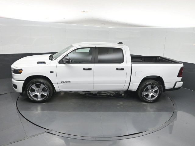 New 2027 RAM 1500 Express RWD image 46
