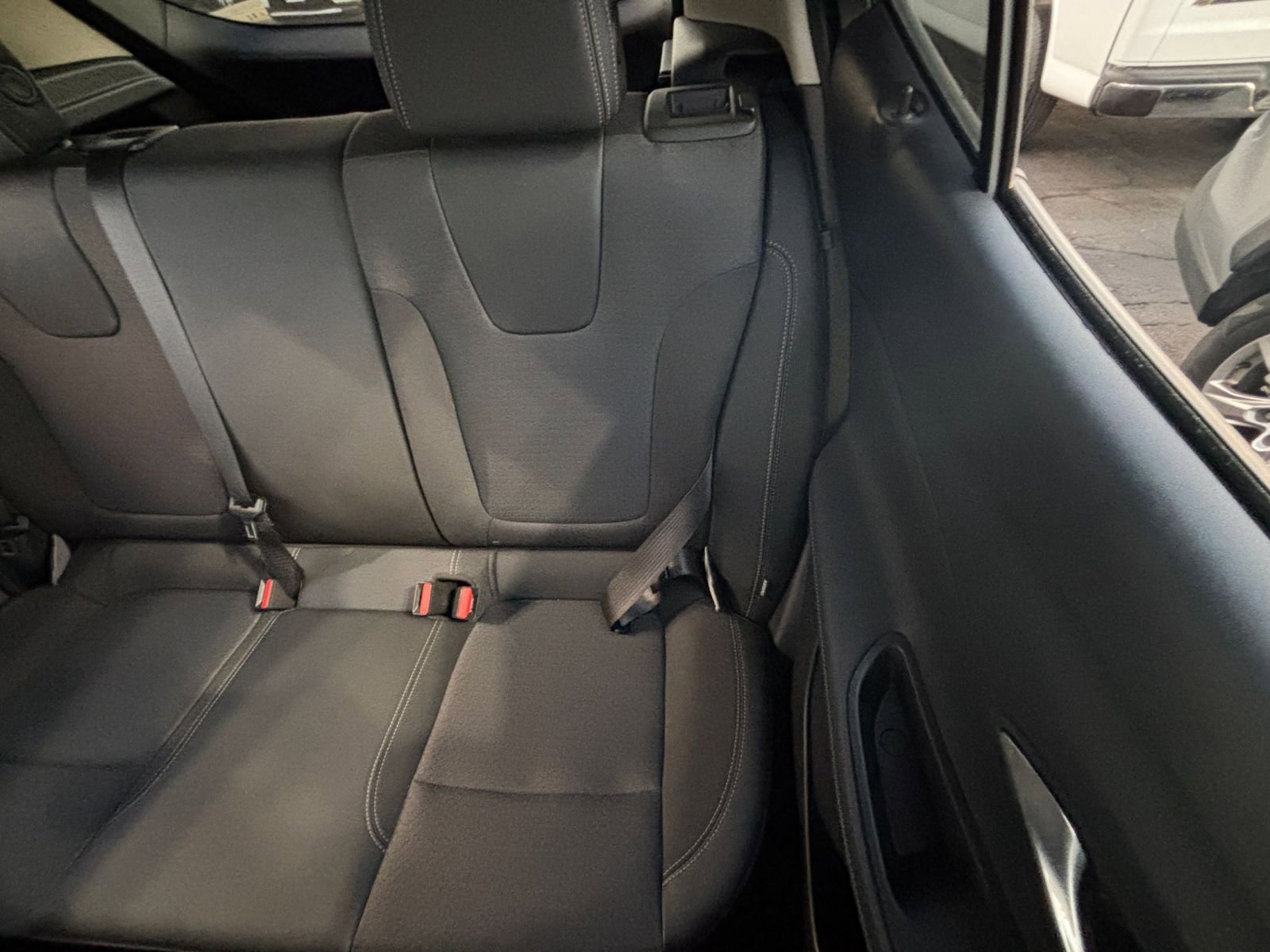 Used 2025 Buick Encore GX Preferred image 36