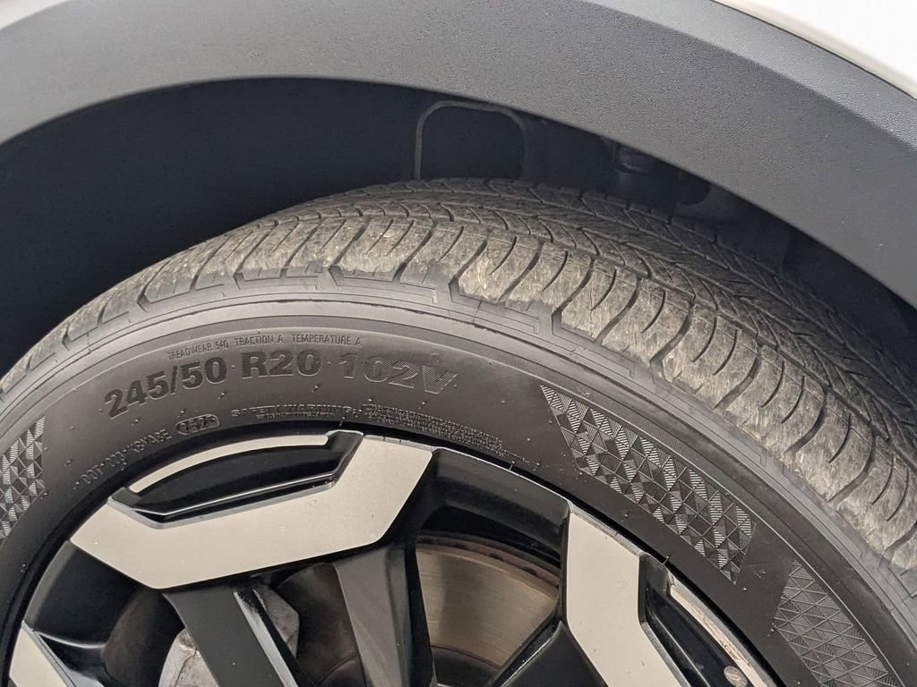 Used 2025 Kia Telluride S image 32