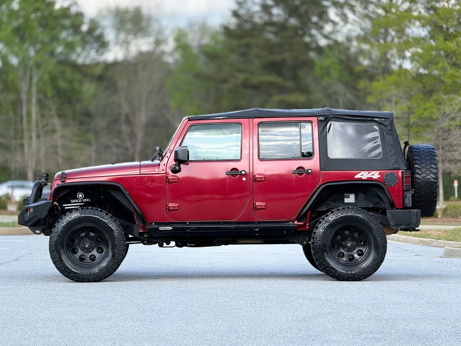 Used 2012 Jeep Wrangler Unlimited Sport image 9