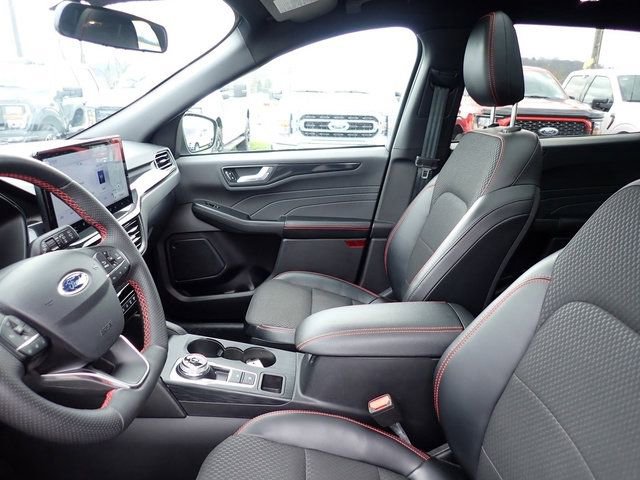 Used 2023 Ford Escape ST-Line w/ Tech Pack #1 image 11