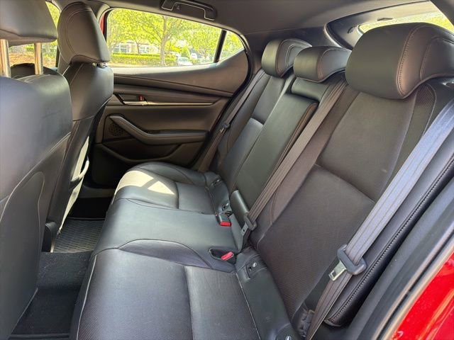 Used 2019 MAZDA MAZDA3 Hatchback FWD image 22