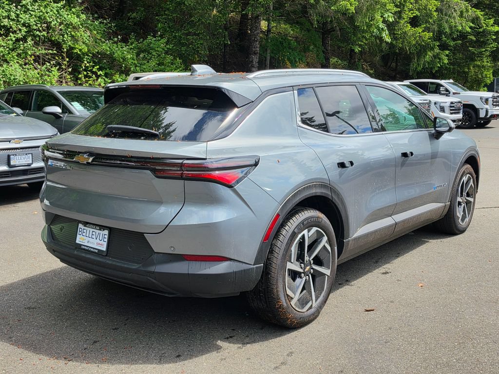 New 2026 Chevrolet Equinox EV LT AWD/4WD image 5