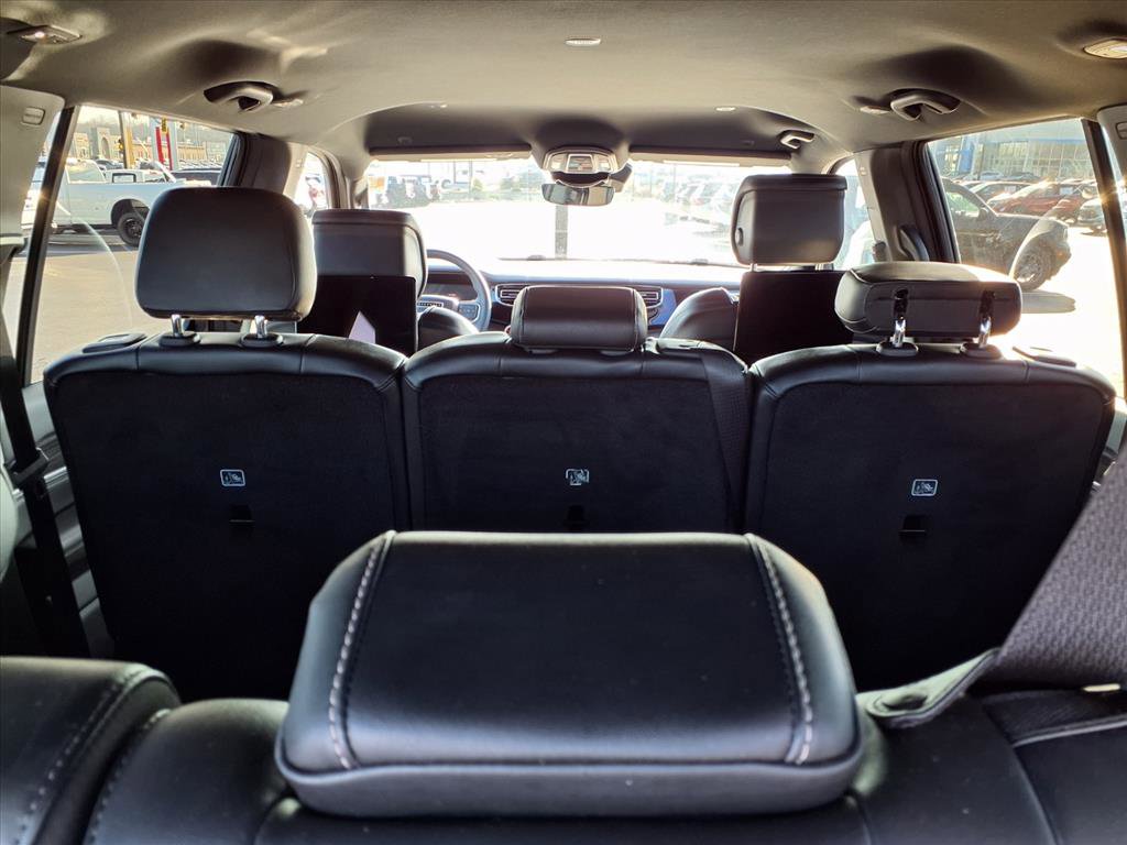 Used 2022 Jeep Wagoneer Series III w/ Rear Seat Video Group 1 image 30