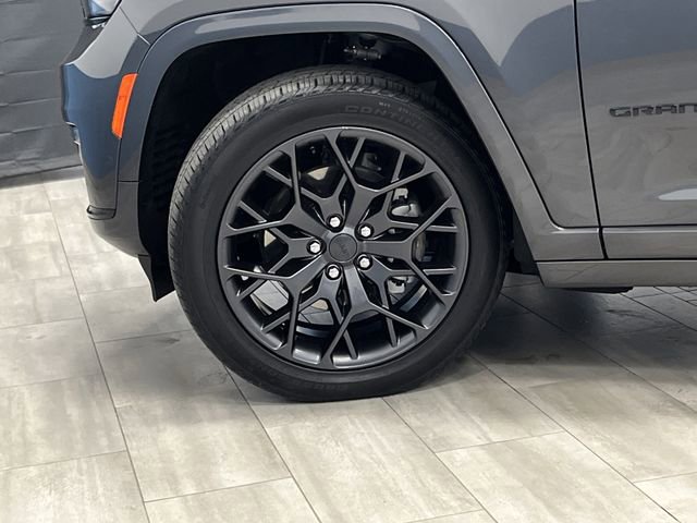 Used 2025 Jeep Grand Cherokee L Summit image 42