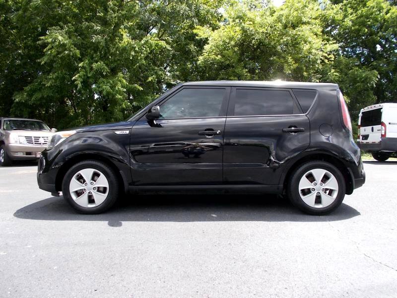 Used 2016 Kia Soul w/ Convenience Package image 2