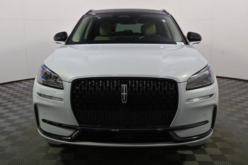 New 2026 Lincoln Corsair Premiere image 10