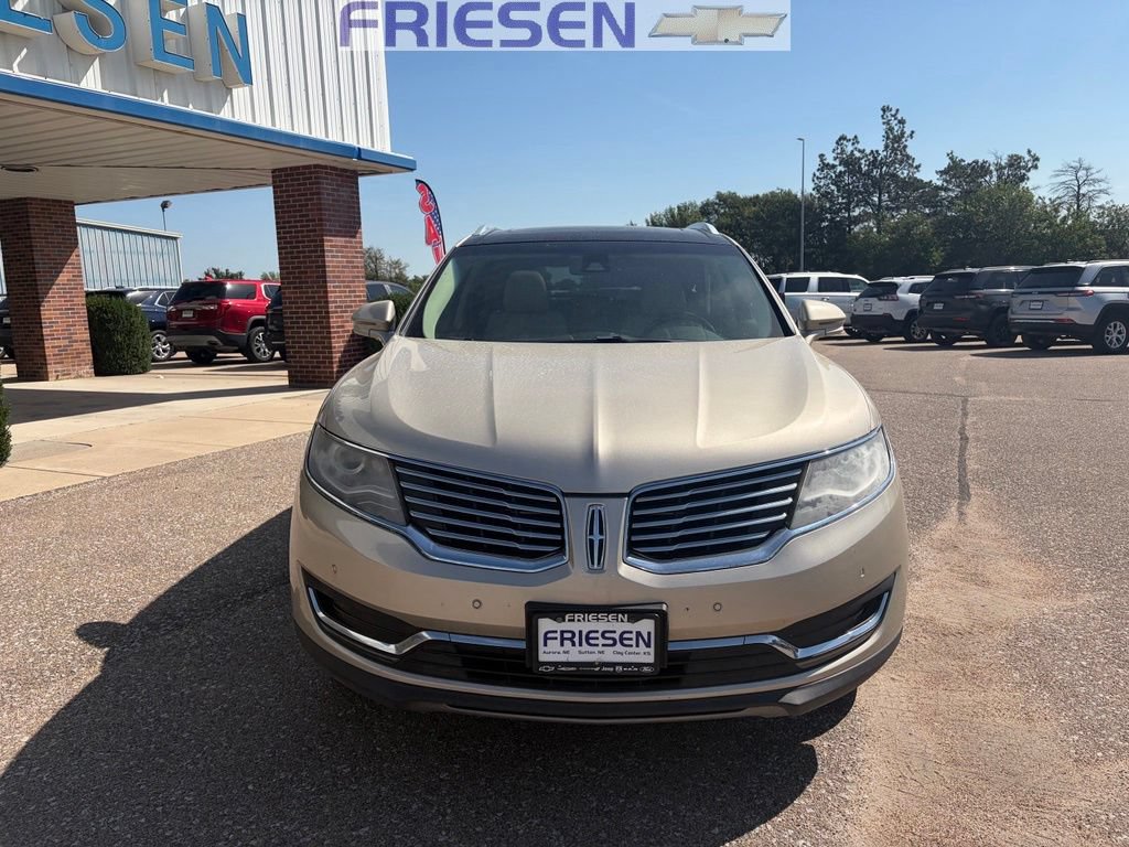 Used 2017 Lincoln MKX Reserve AWD/4WD image 8