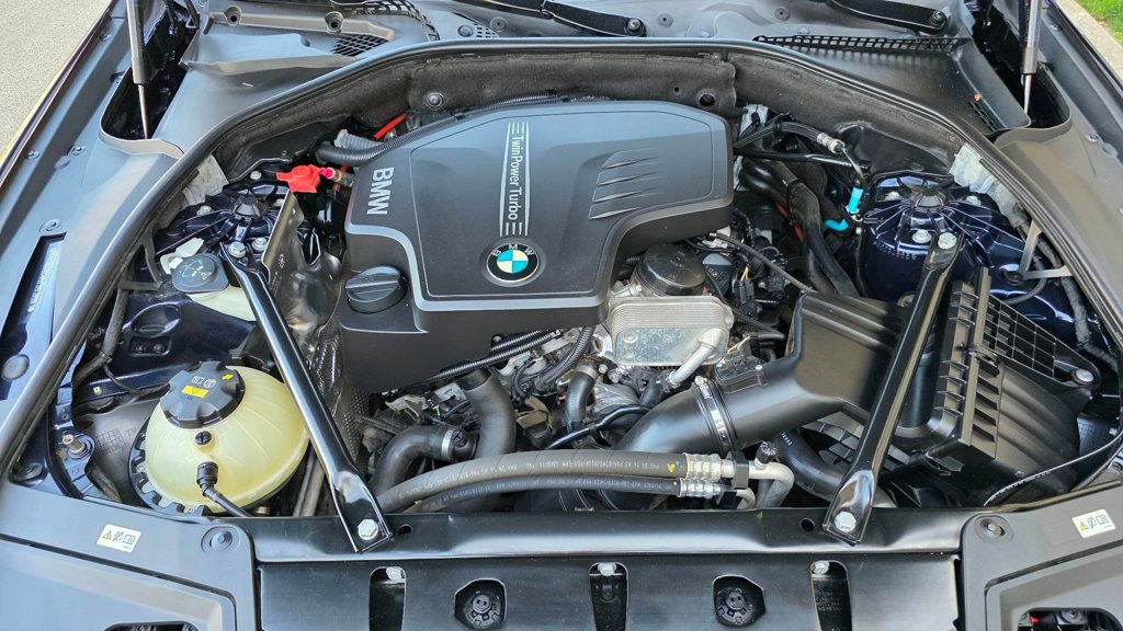 Used 2015 BMW 528i Sedan image 40