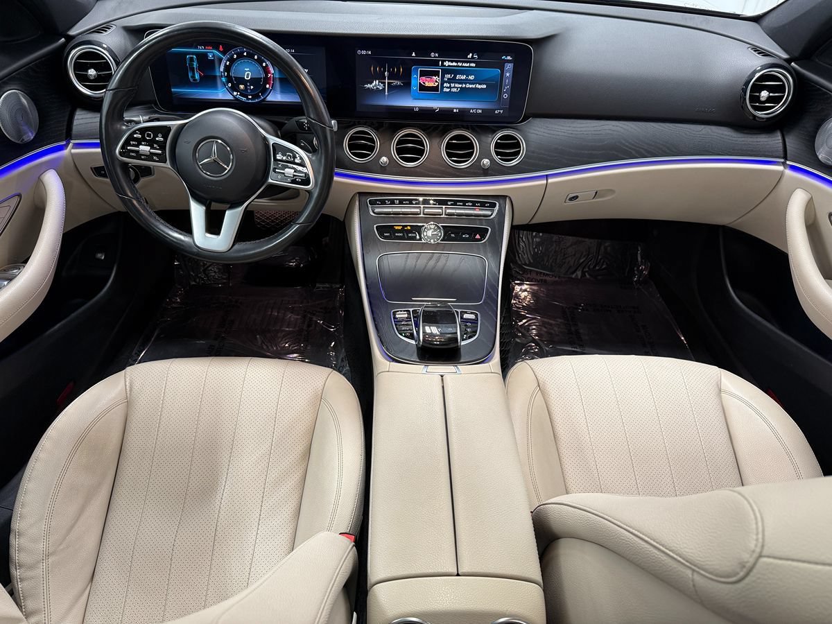 Used 2019 Mercedes-Benz E 300 4MATIC w/ Premium 1 Package image 16