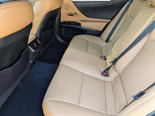 Certified 2023 Lexus ES 350 w/ Accessory Package (Z1) FWD image 18