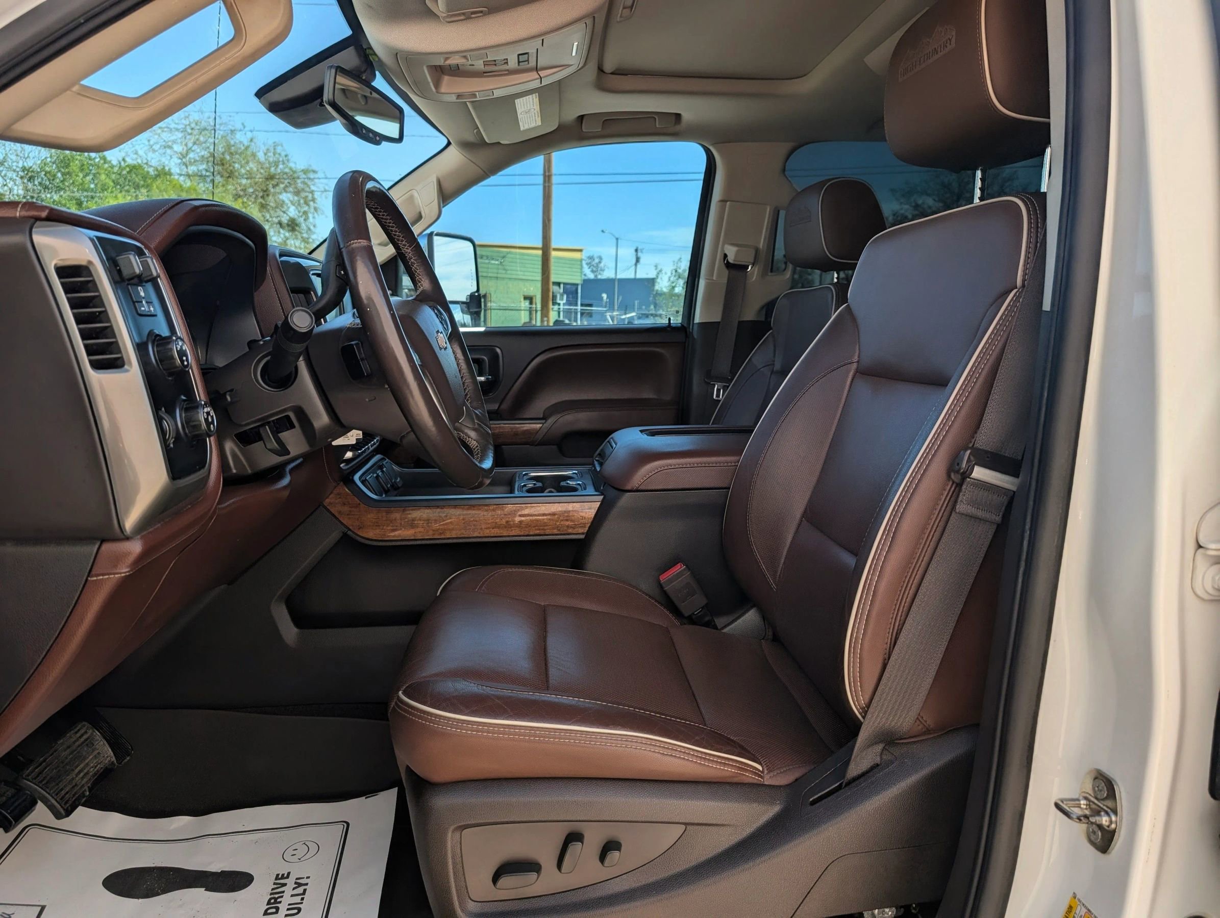 Used 2016 Chevrolet Silverado 2500 High Country w/ Duramax Plus Package image 13