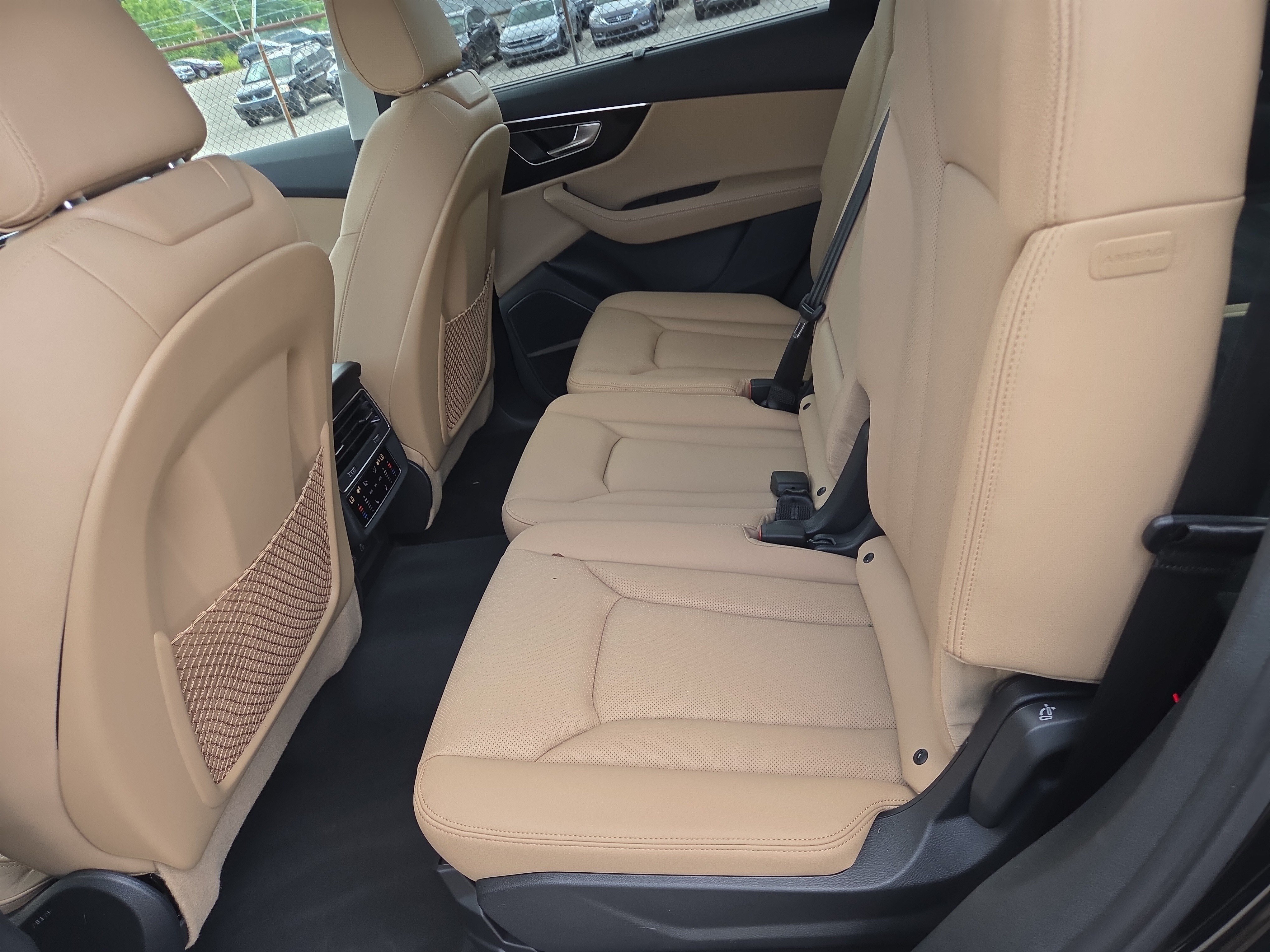 Used 2023 Audi Q7 2.0T Premium Plus AWD/4WD image 7