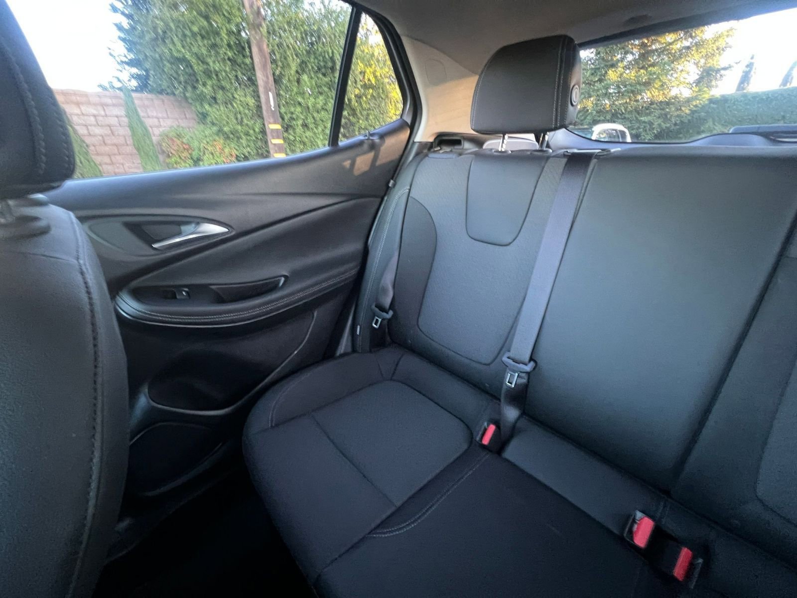 Used 2025 Buick Encore GX Preferred image 39