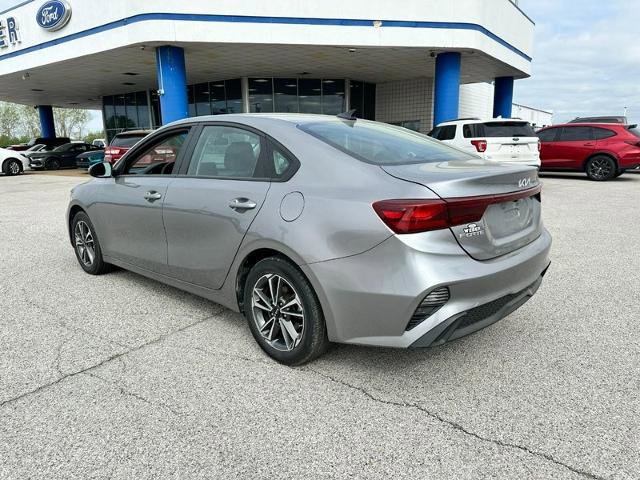 Used 2023 Kia Forte LXS FWD image 3