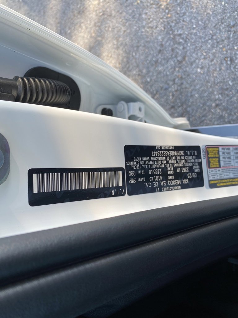 New 2025 Kia K4 GT-Line image 30