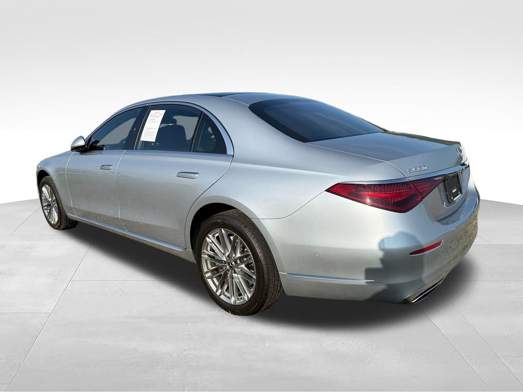 Used 2021 Mercedes-Benz S 580 4MATIC Sedan image 3