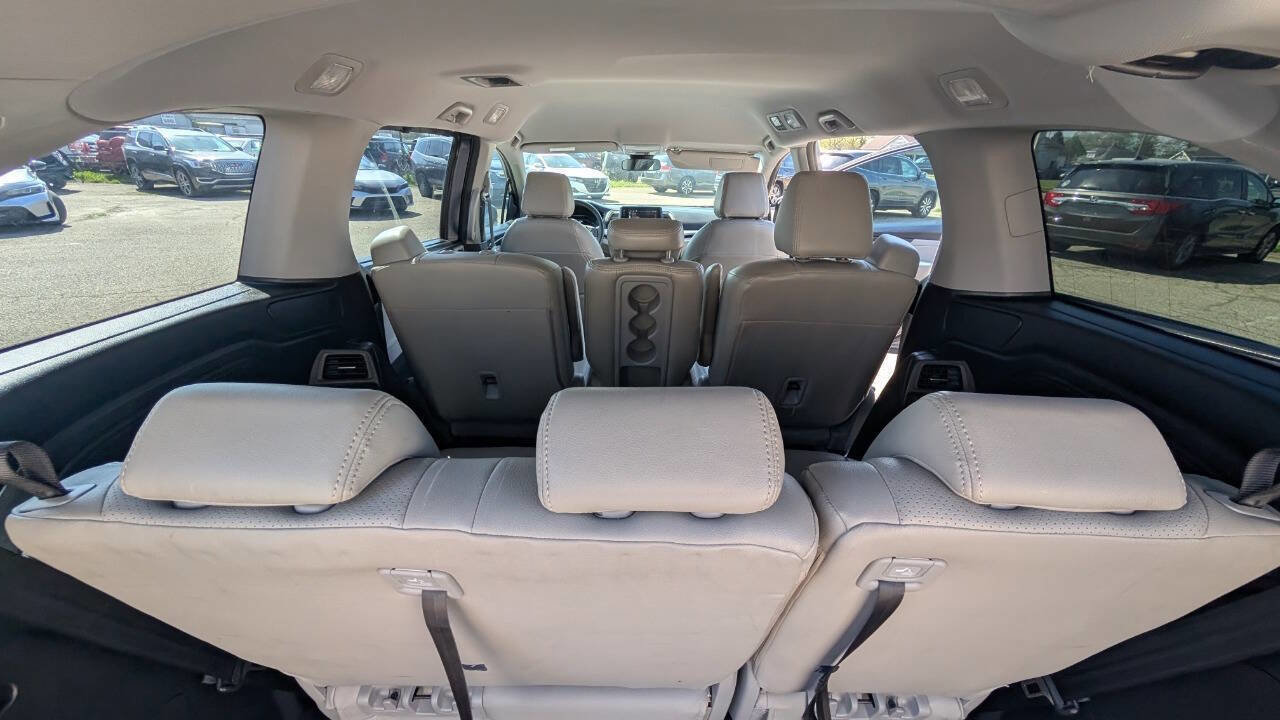 Used 2022 Honda Odyssey EX image 16
