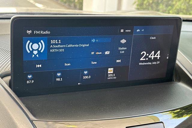 Used 2019 Acura RDX w/ Advance Package AWD/4WD image 18