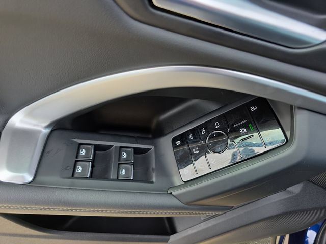 Used 2025 Audi Q5 Premium w/ Convenience Package AWD/4WD image 31