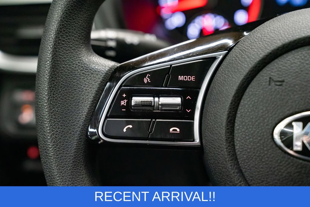 Used 2020 Kia Optima LX image 16