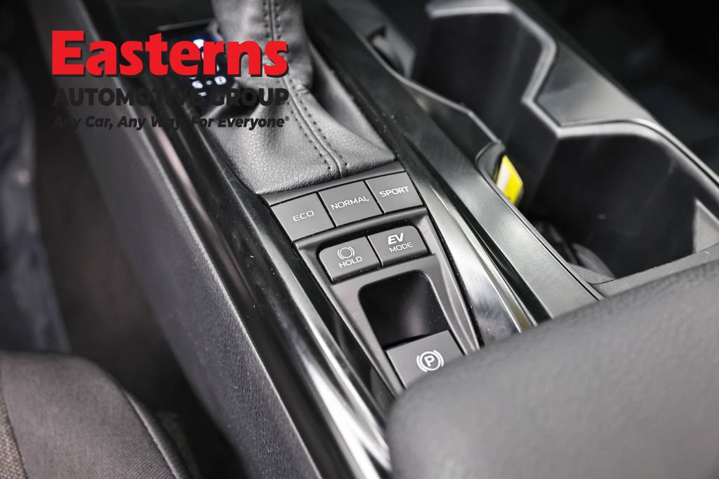 Used 2025 Toyota Camry LE FWD image 20