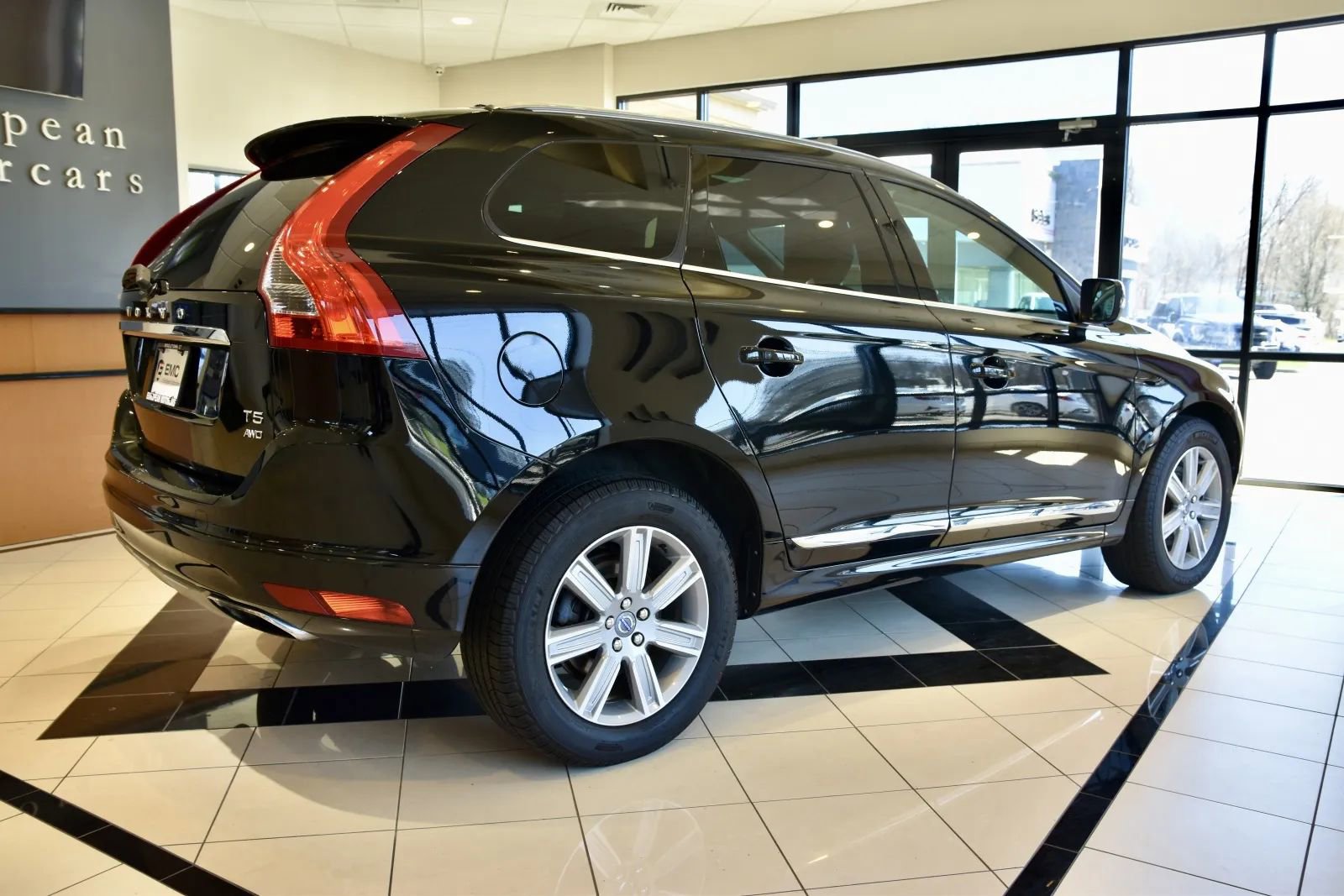 Used 2016 Volvo XC60 T5 Premier AWD/4WD image 6