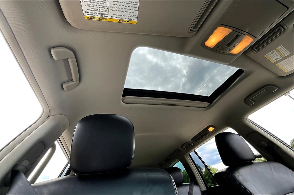 Used 2017 INFINITI QX80 4WD image 21