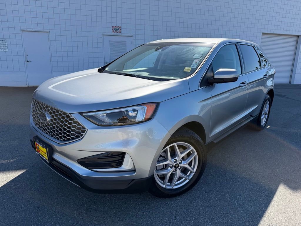 Used 2024 Ford Edge SEL image 1