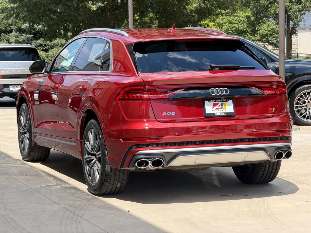 Used 2022 Audi SQ8 Prestige AWD/4WD image 9